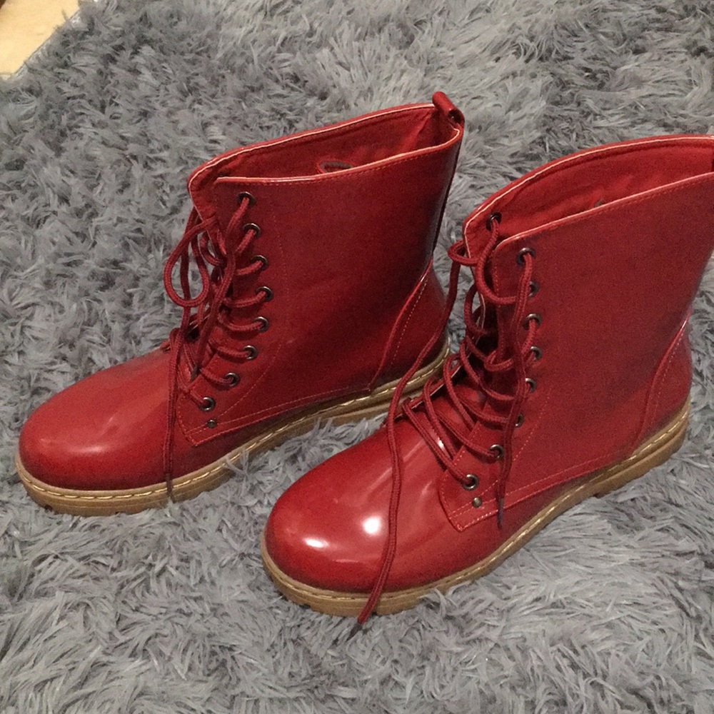 NWOT Rain Boots